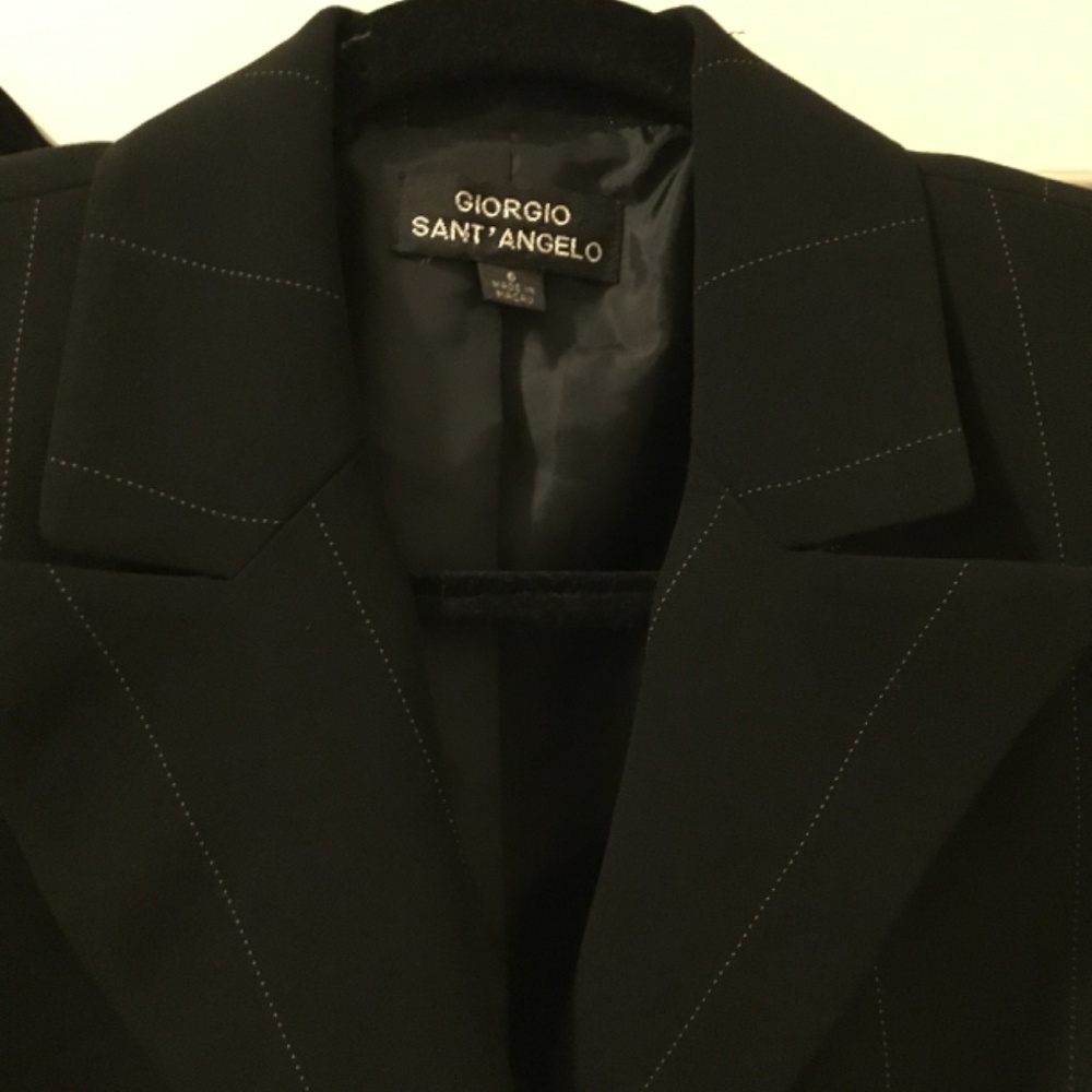WOMEN’S GIORGIO SANT ANGELO POLYESTER PIN STRIPE 2-SUIT SUIT SIZE: 6